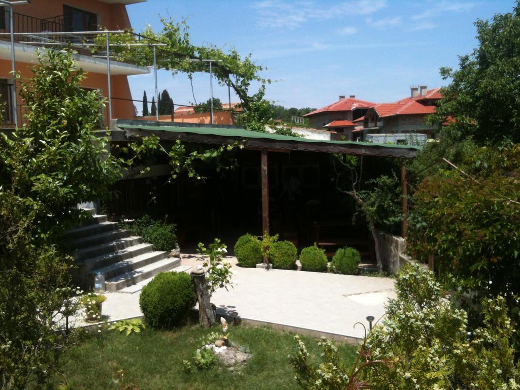 Prostor Guest House Byala  Buitenkant foto